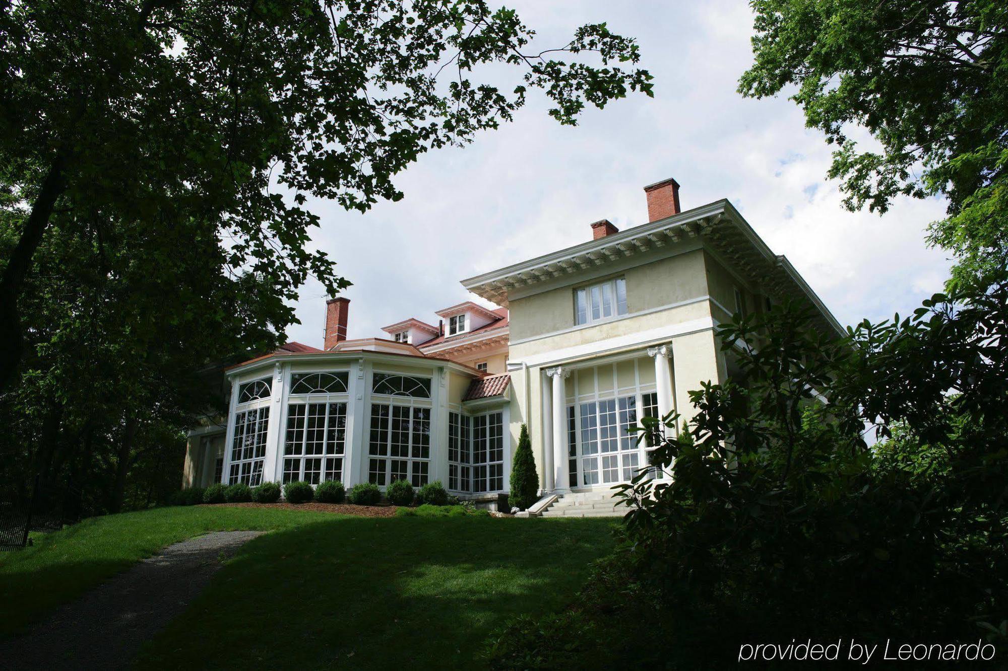 The Wylie Inn and Conference Center at Endicott College Beverly Exterior foto